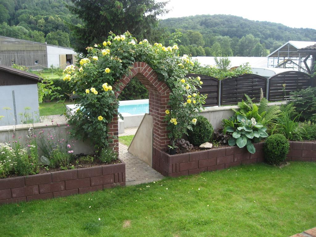 Ferienwohnung Jena-Zoellnitz Экстерьер фото